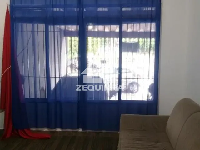 Casa com 193m² 4 quartos e 4 banheiros, à venda, no bairro Ayrosa em Osasco