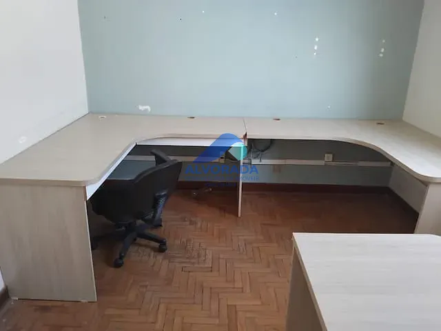 Casa com 250m² 3 quartos e 3 banheiros, para alugar, no bairro Jardim Alvorada em São José dos Campos