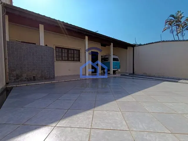 Casa com 235m² 3 quartos e 4 banheiros, à venda, no bairro Caputera em Caraguatatuba