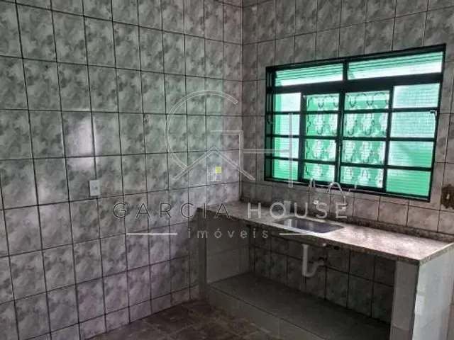 Casa com 165m² 2 quartos e 1 banheiro, à venda, no bairro Parque Ribeirão Preto em Ribeirão Preto