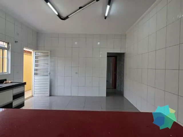 Casa com 150m² 2 quartos e 2 banheiros, à venda, no bairro Loteamento Terras de São Pedro e São Paulo em Salto