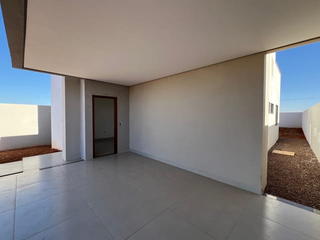 Casa com 300m² 2 quartos e 1 banheiro, à venda, no bairro Sonhalto Videira em Sinop
