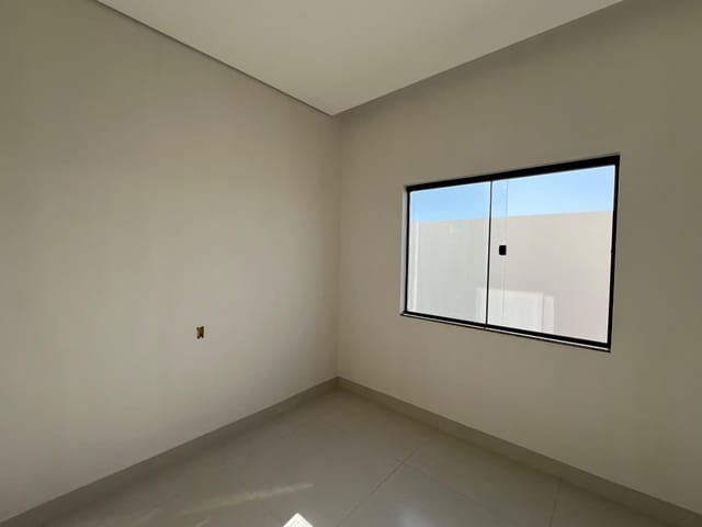 Casa com 300m² 2 quartos e 1 banheiro, à venda, no bairro Sonhalto Videira em Sinop