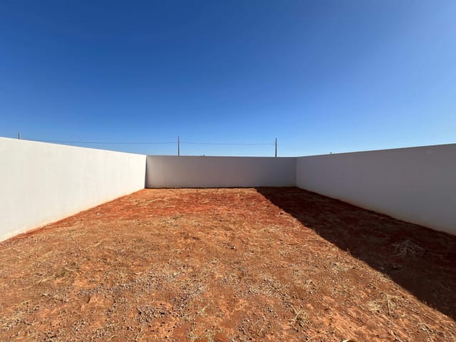Casa com 300m² 2 quartos e 1 banheiro, à venda, no bairro Sonhalto Videira em Sinop