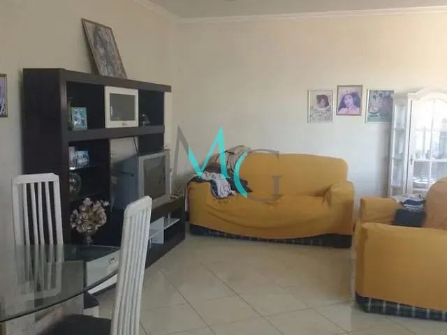 Casa com 239m² 3 quartos e 2 banheiros, à venda, no bairro Campo Grande em Rio de Janeiro