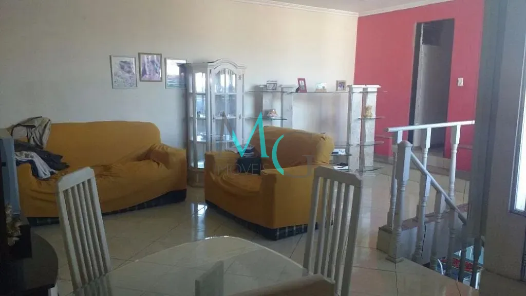 Casa, 3 quartos, 180 m² - Foto 4