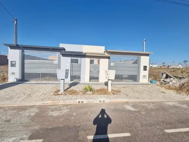 Casa 2 quartos e 1 banheiro, à venda, no bairro Residencial Iguatemi em Sinop
