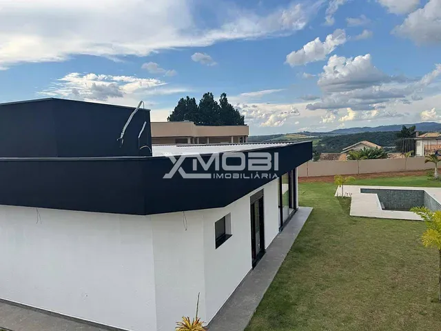 Casa com 1088m² 4 quartos e 3 banheiros, à venda, no bairro Condomínio Residencial Shamballa III em Atibaia