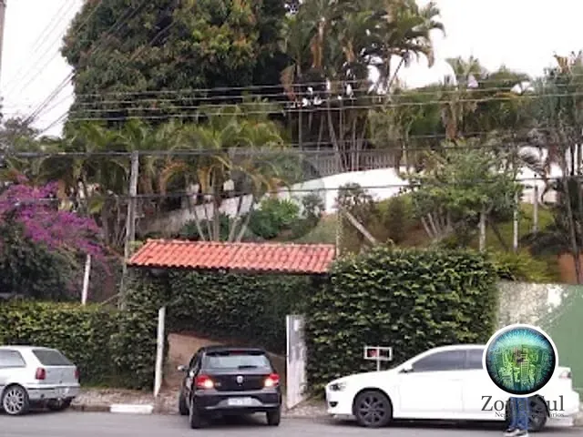 Casa com 700m² 4 quartos e 3 banheiros, à venda, no bairro Vila Dominguinho em Votorantim