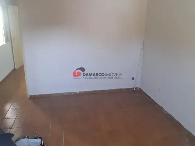 Casa 1 quarto e 1 banheiro, para alugar, no bairro Olímpico em São Caetano do Sul