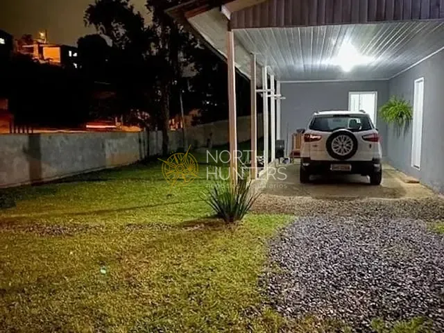 Casa com 85m² 1 quarto e 1 banheiro, à venda, no bairro João Costa em Joinville