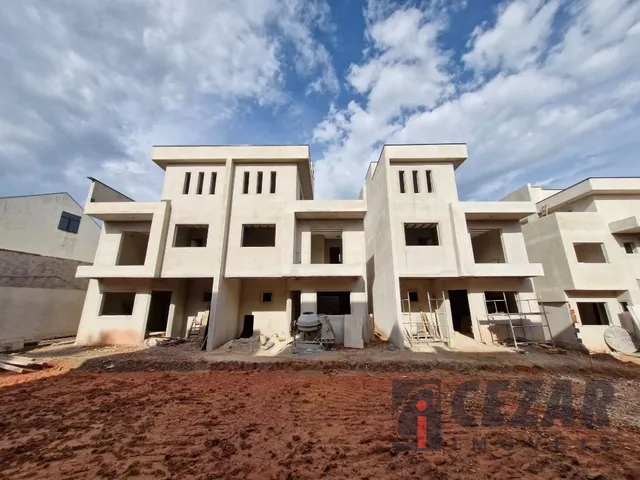 Casa com 120m² 3 quartos e 4 banheiros, à venda, no bairro Pilarzinho em Curitiba