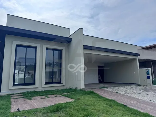 Casa com 443m² 3 quartos e 2 banheiros, à venda, no bairro Residencial Flor D'Aldeia em Holambra