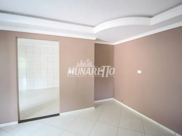 Casa com 235m² 5 quartos e 3 banheiros, à venda, no bairro Dos Estudantes em Ipira