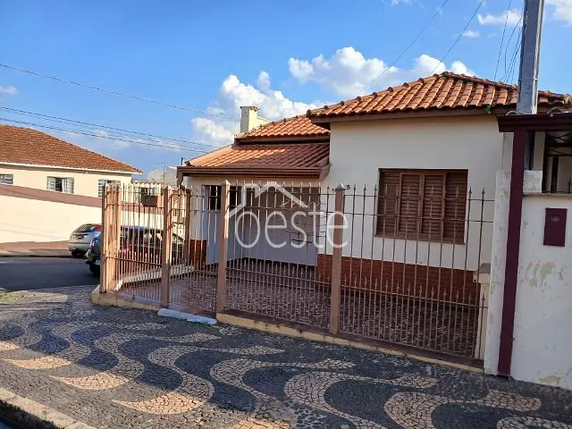 Casa com 125m² 2 quartos e 1 banheiro, para alugar, no bairro Centro em Santa Bárbara D'Oeste