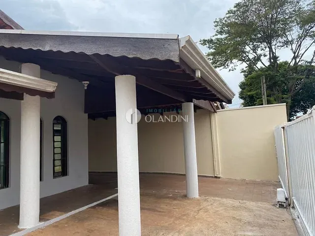 Casa com 300m² 3 quartos e 2 banheiros, à venda, no bairro Itamaraty em Artur Nogueira