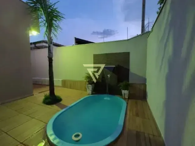 Casa com 250m² 3 quartos e 2 banheiros, à venda, no bairro Bonfim Paulista em Ribeirão Preto