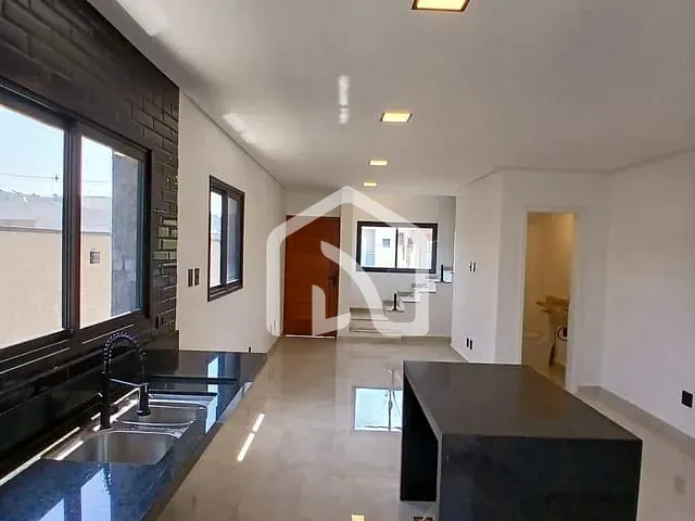 Casa com 150m² 3 quartos e 3 banheiros, à venda, no bairro Villas do Jaguari em Santana de Parnaíba