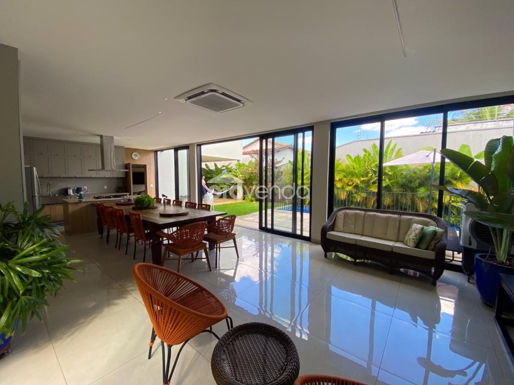 Casa, 5 quartos, 315 m² - Foto 9