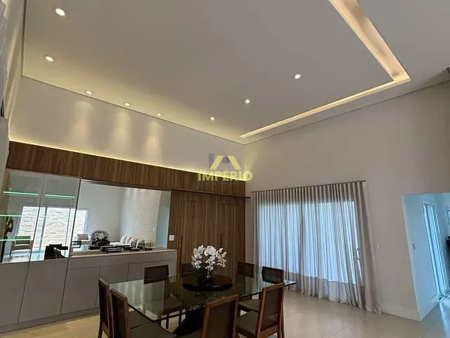Casa com 1196m² 4 quartos e 4 banheiros, à venda, no bairro Loteamento Parque Chapada de Itu em Itu