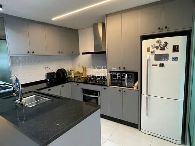 Casa com 120m² 3 quartos e 3 banheiros, à venda, no bairro Santo Antônio em Joinville