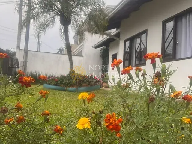 Casa com 120m² 3 quartos e 3 banheiros, à venda, no bairro Santo Antônio em Joinville