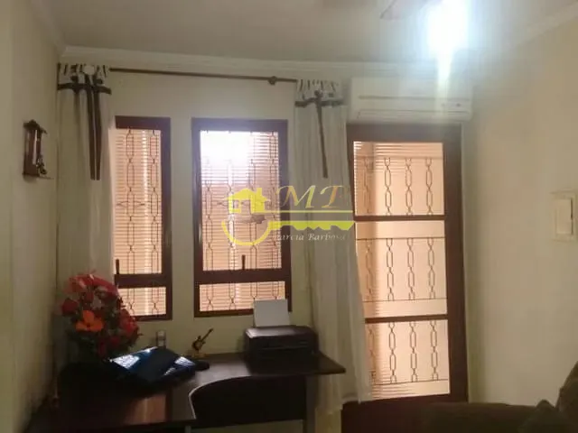 Casa com 180m² 2 quartos e 1 banheiro, à venda, no bairro Residencial Cosmos em Campinas