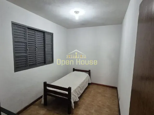 Casa com 180m² 3 quartos e 2 banheiros, à venda, no bairro Casa de Pedra em Volta Redonda