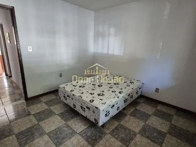 Casa com 180m² 3 quartos e 2 banheiros, à venda, no bairro Casa de Pedra em Volta Redonda