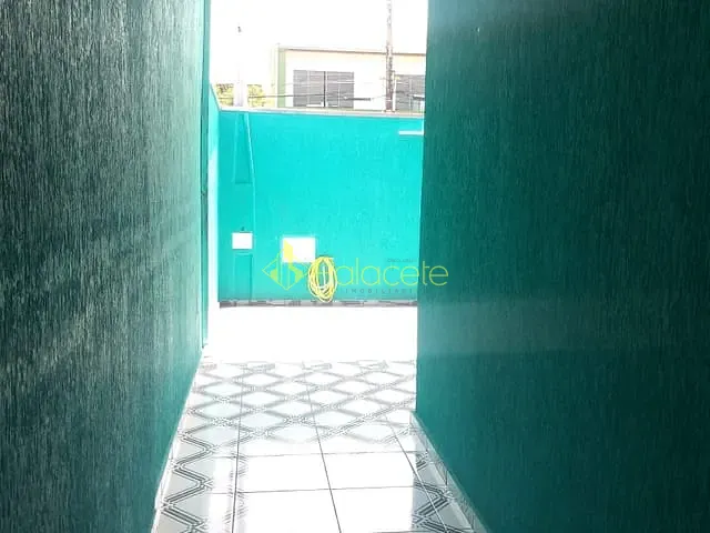 Casa com 305m² 3 quartos e 2 banheiros, à venda, no bairro Residencial Pasin em Pindamonhangaba