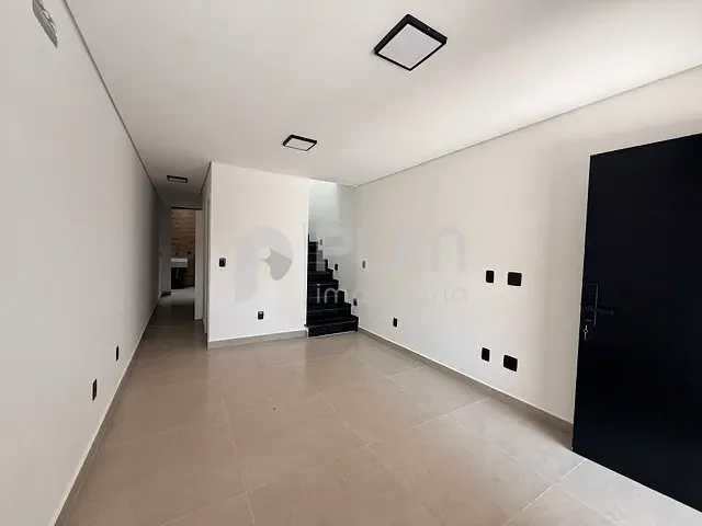 Casa 3 quartos e 4 banheiros, à venda, no bairro Vila Dom Pedro II em São Paulo