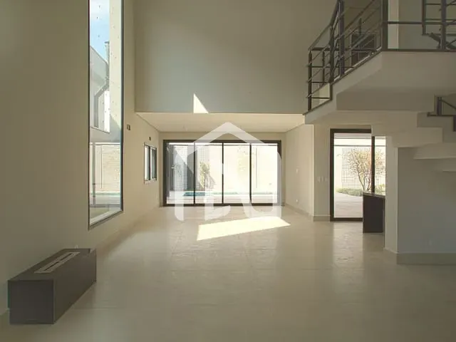 Casa com 480m² 5 quartos e 6 banheiros, à venda, no bairro Alphaville em Santana de Parnaíba