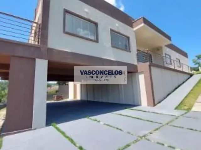Casa com 1000m² 4 quartos e 5 banheiros, à venda, no bairro Tapanhão em Jambeiro