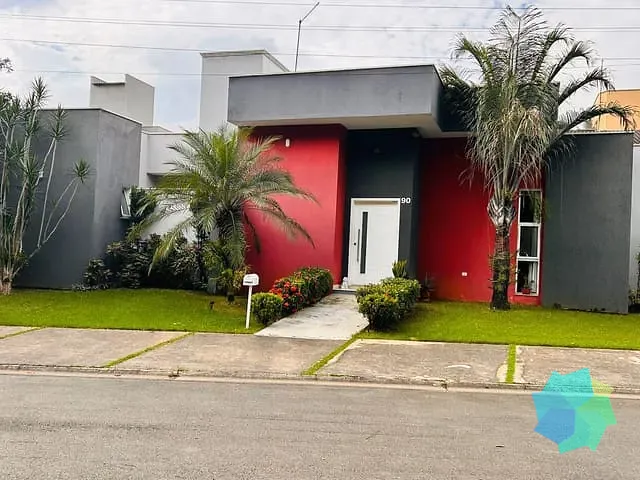 Casa com 277m² 3 quartos e 2 banheiros, à venda, no bairro Centro em Salto