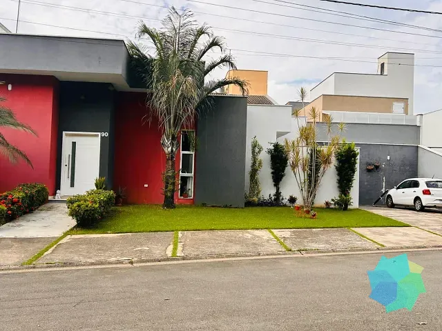 Casa com 277m² 3 quartos e 2 banheiros, à venda, no bairro Centro em Salto