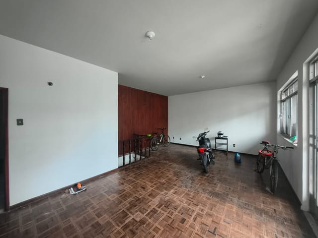 Foto do Casa - Casa para Locação no Jardim Amália 1 em Volta Redonda – 3 Quartos Amplos, Excelente Localização e Muito Espaço para Sua Família | OPEN HOUSE REAL ESTATE IMÓVEIS LTDA