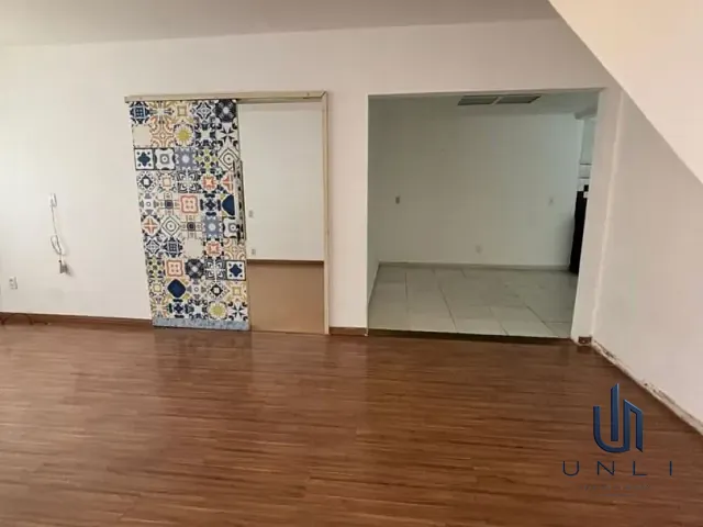 Casa 4 quartos e 2 banheiros, à venda, no bairro Parque das Ilhas em Volta Redonda
