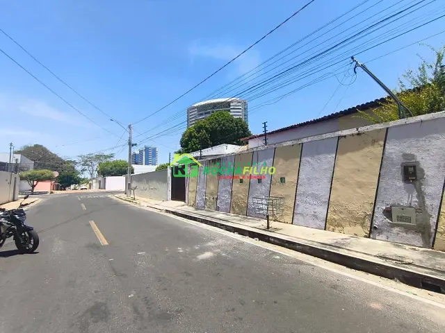 Casa 4 quartos e 4 banheiros, à venda, no bairro São Cristóvão em Teresina