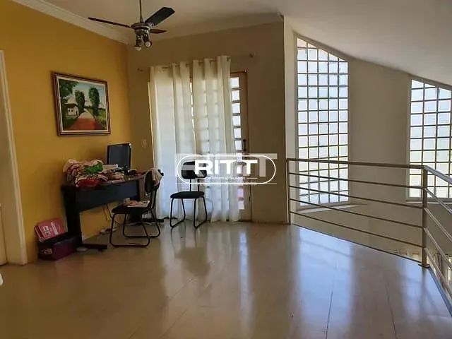 Casa com 360m² 4 quartos e 2 banheiros, à venda, no bairro Jardim das Paineiras em Campinas