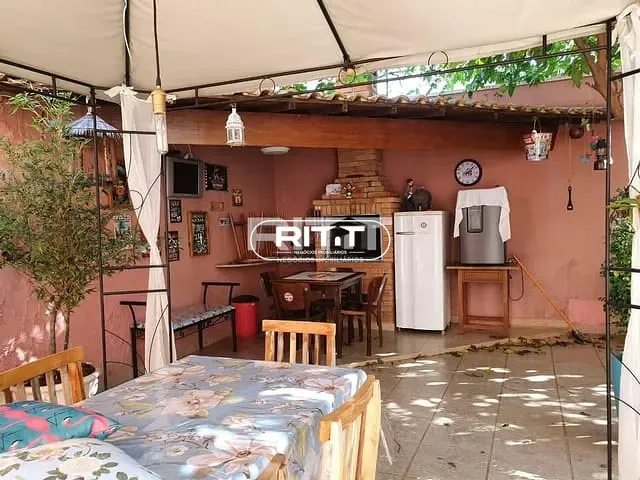 Casa com 360m² 4 quartos e 2 banheiros, à venda, no bairro Jardim das Paineiras em Campinas