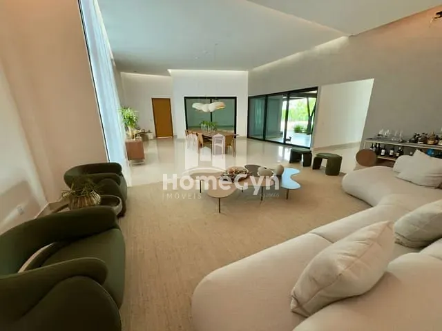 Casa com 1250m² 4 quartos e 5 banheiros, para alugar, no bairro Portal do Sol Green em Goiânia