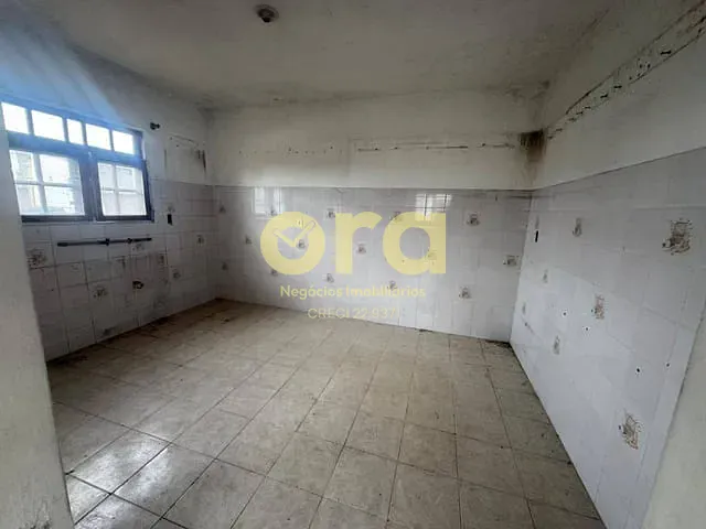 Casa com 1350m² 3 quartos e 2 banheiros, à venda, no bairro Barragem em Pelotas
