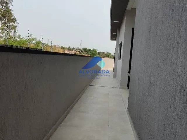 Casa com 425m² 3 quartos e 4 banheiros, à venda, no bairro Santa Mônica em Caçapava