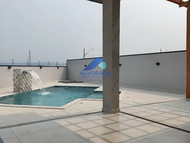 Casa com 425m² 3 quartos e 4 banheiros, à venda, no bairro Santa Mônica em Caçapava