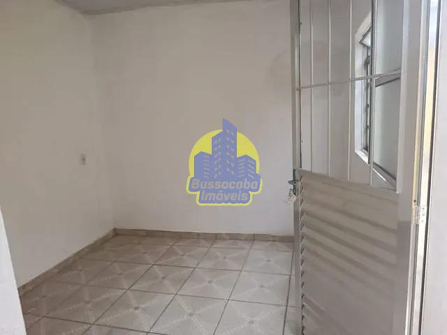 Casa com 250m² 1 quarto e 1 banheiro, para alugar, no bairro Jardim D'Abril em Osasco