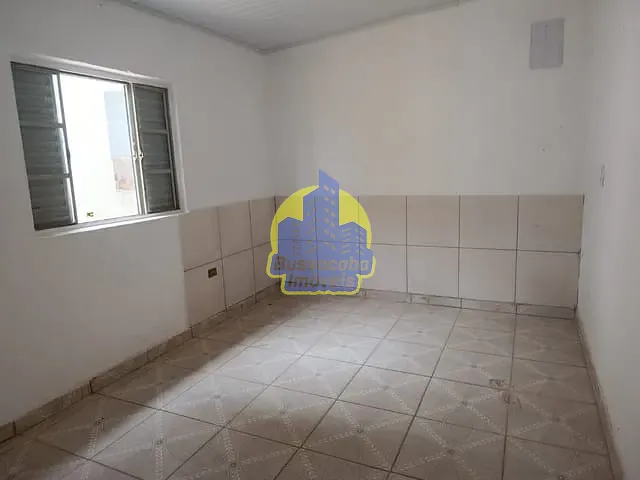 Casa com 250m² 1 quarto e 1 banheiro, para alugar, no bairro Jardim D'Abril em Osasco
