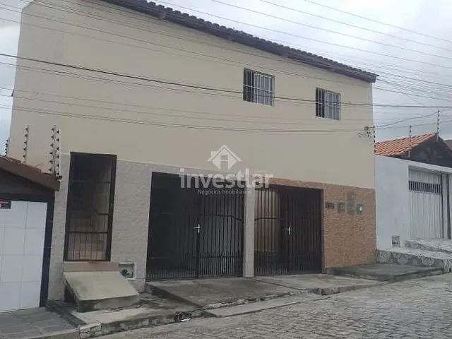 Casa 5 quartos e 4 banheiros, à venda, no bairro Cruzeiro em Campina Grande