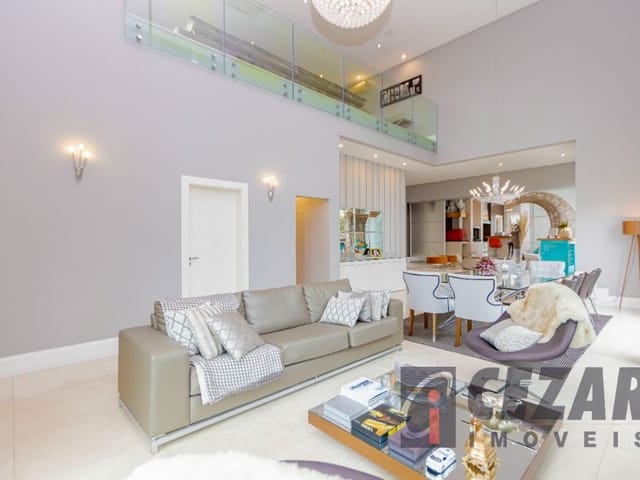 Casa com 740m² 4 quartos e 7 banheiros, à venda, no bairro Alphaville Graciosa em Pinhais