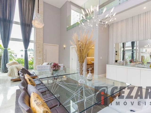 Casa com 740m² 4 quartos e 7 banheiros, à venda, no bairro Alphaville Graciosa em Pinhais