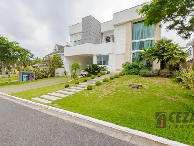 Casa com 740m² 4 quartos e 7 banheiros, à venda, no bairro Alphaville Graciosa em Pinhais